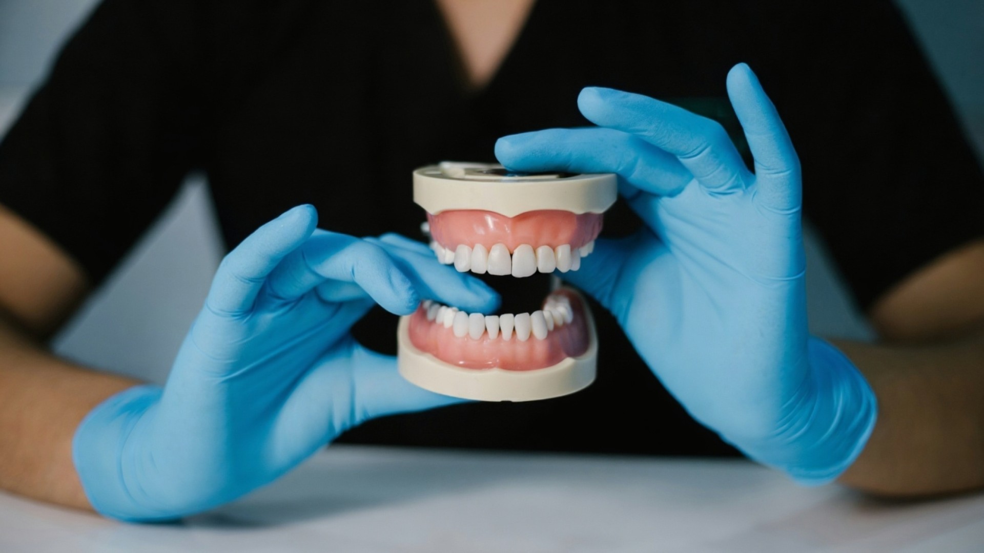 Is It Time to Bid Farewell to Flossing? A Comprehensive Guide to Healthy Gums
